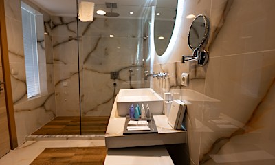 Executive Room Sea View and Balcony 